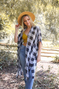 Load image into Gallery viewer, DS-Lightweight Buffalo Check Kimono
