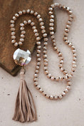 Load image into Gallery viewer, Stargazer Crystal Necklace
