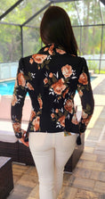 Load image into Gallery viewer, Dahlia Floral Print Blazer
