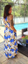 Load image into Gallery viewer, Watch Her Strut Floral Dress
