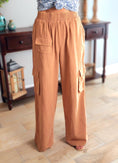 Load image into Gallery viewer, DS-Riley Mineral Washed Cargo Pants
