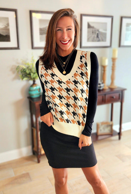 Dara Houndstooth Sweater Vest