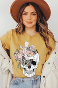 Load image into Gallery viewer, DS-Floral Skull Graphic Tee
