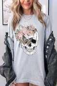 Load image into Gallery viewer, DS-Floral Skull Graphic Tee
