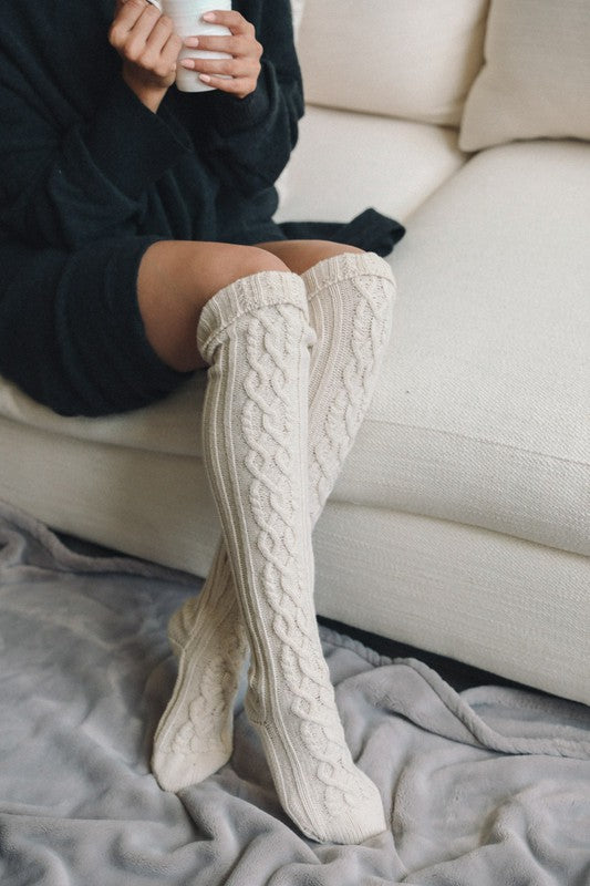 DS-Knee High Cable Knit Socks