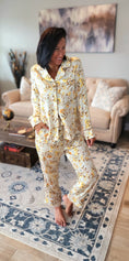 Load image into Gallery viewer, Satin Floral Pajama Set
